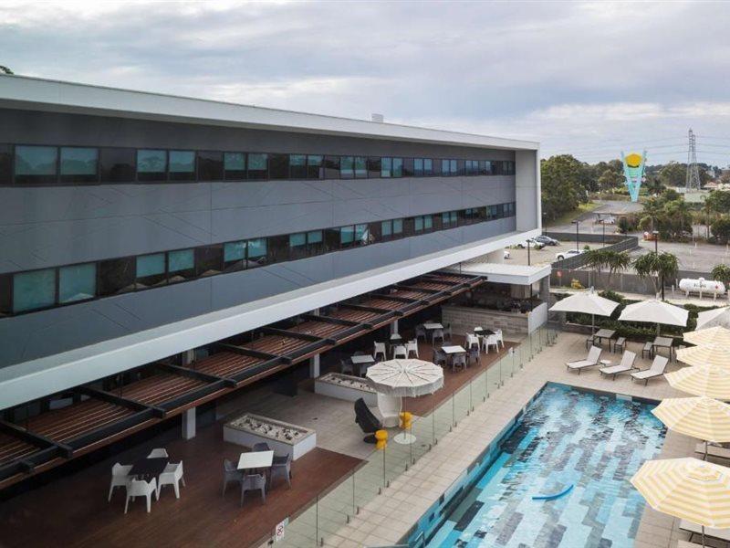 อตูรา แบล็กทาวน์ Hotel ภายนอก รูปภาพ