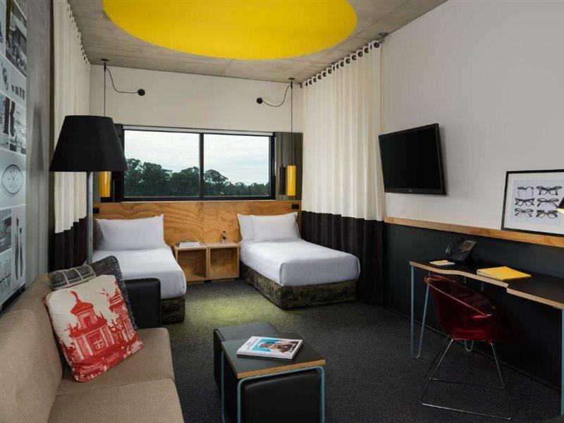 อตูรา แบล็กทาวน์ Hotel ภายนอก รูปภาพ