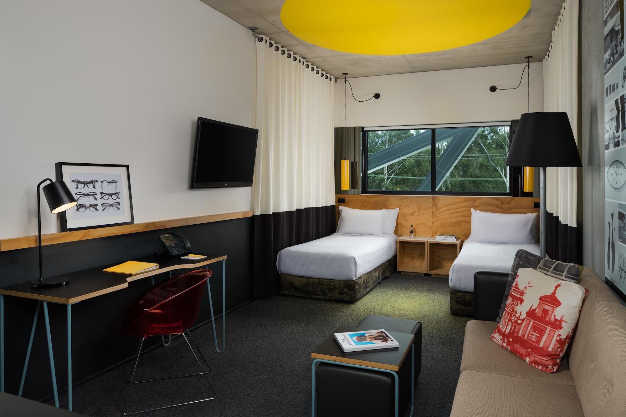 อตูรา แบล็กทาวน์ Hotel ภายนอก รูปภาพ