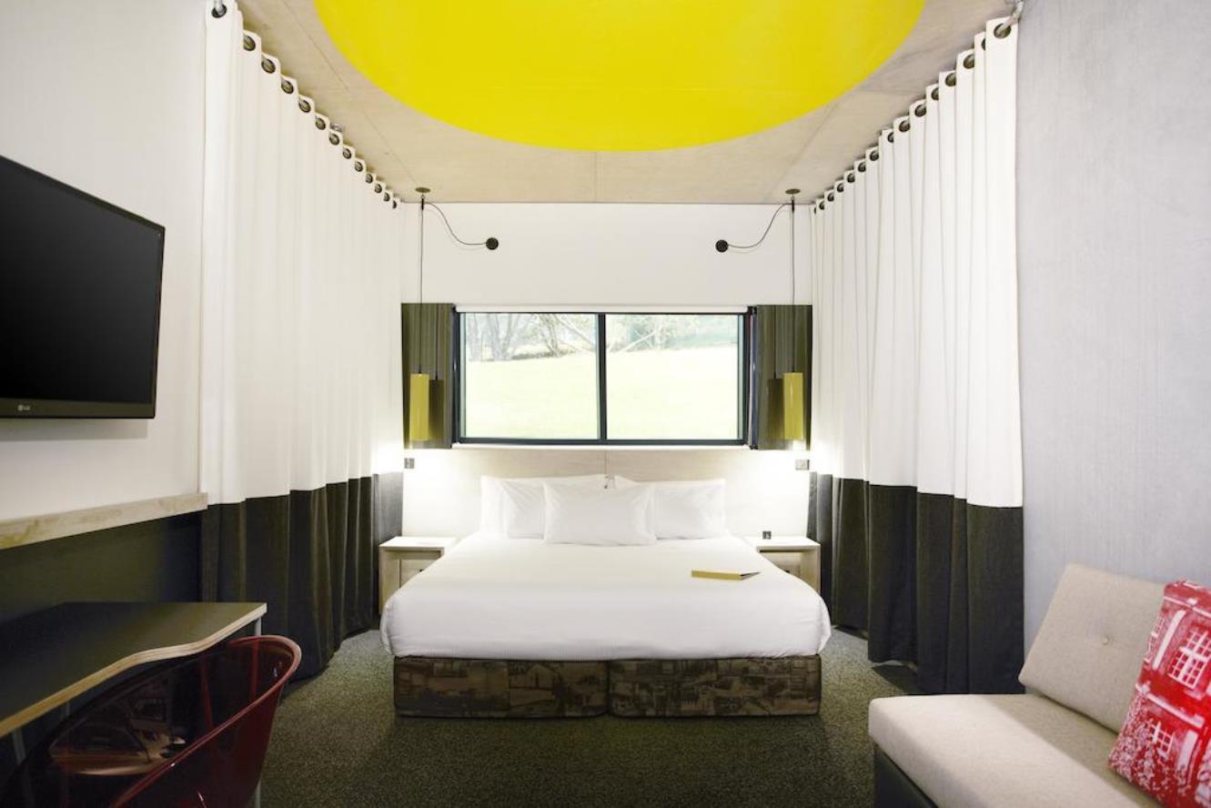 อตูรา แบล็กทาวน์ Hotel ภายนอก รูปภาพ